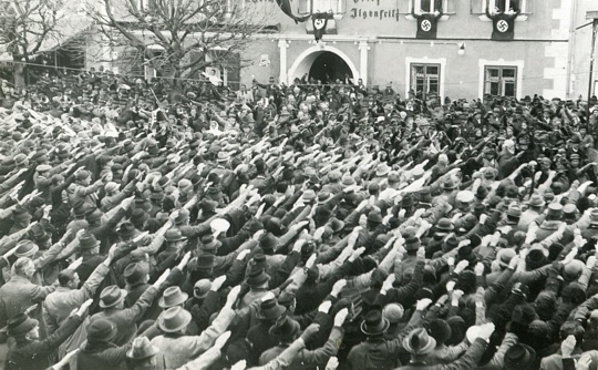 Anschlusskundgebung 13. März 1938  / Archiv: Heribert Thaller